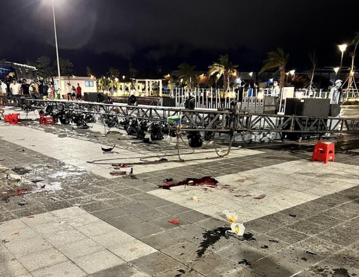 Several injured as stage collapses at Vietnam water music festival
